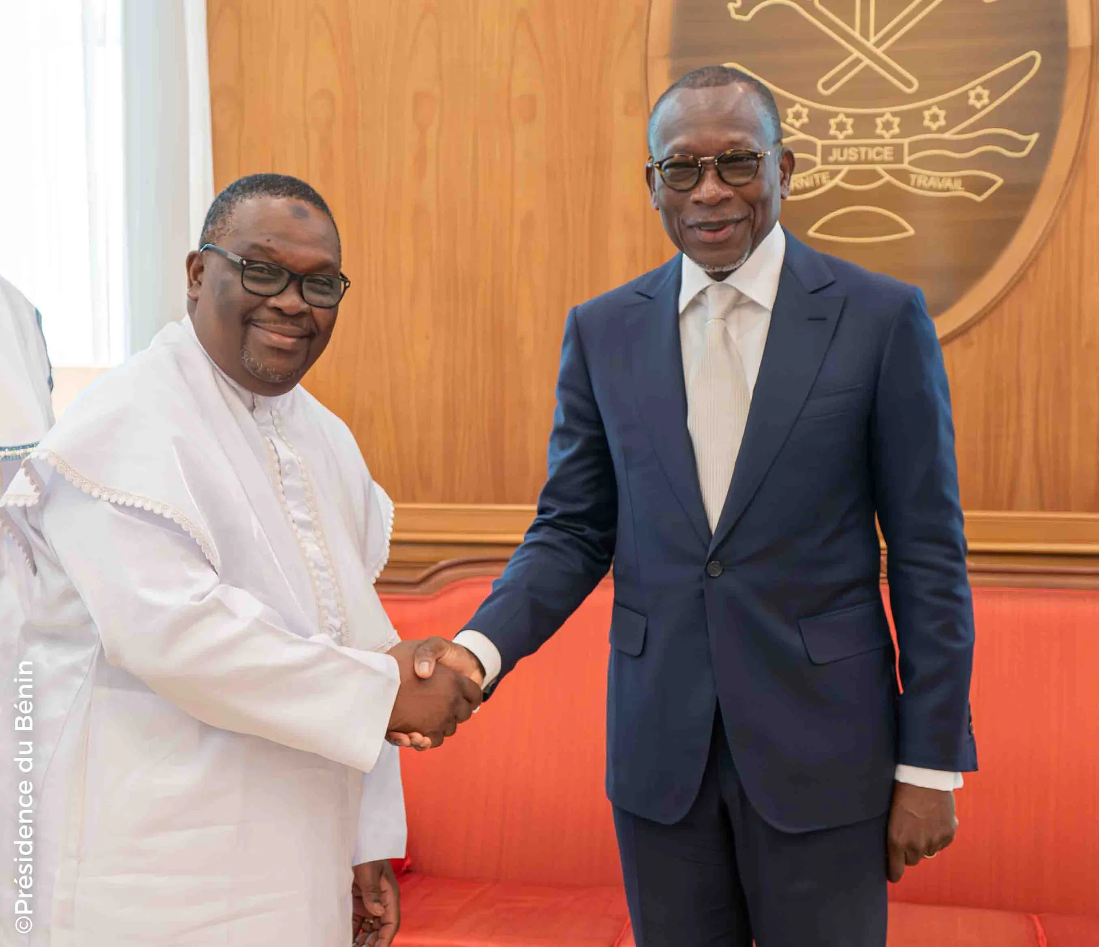 Première rencontre de son excellence Patrice TALON avec les hauts dignitaires de l’ECC
