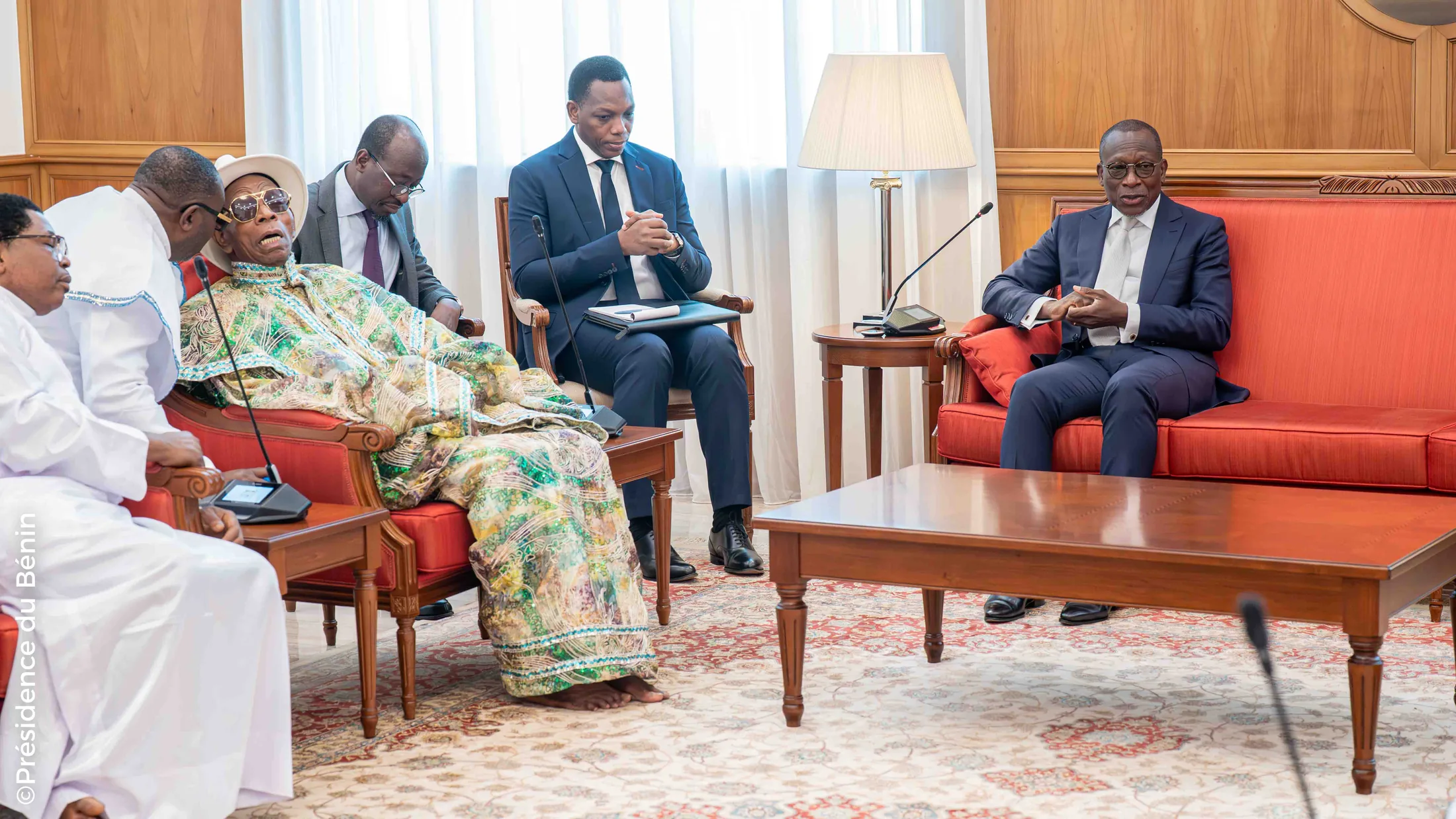 Première rencontre de son excellence Patrice TALON avec les hauts dignitaires de l’ECC
