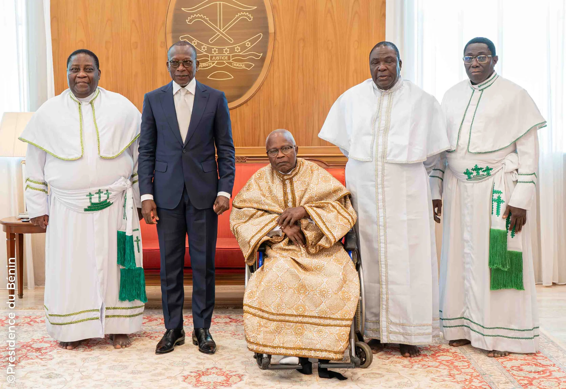 Première rencontre de son excellence Patrice TALON avec les hauts dignitaires de l’ECC