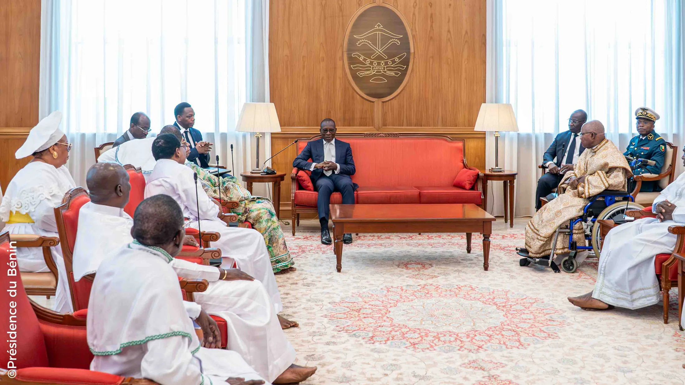 Première rencontre de son excellence Patrice TALON avec les hauts dignitaires de l’ECC
