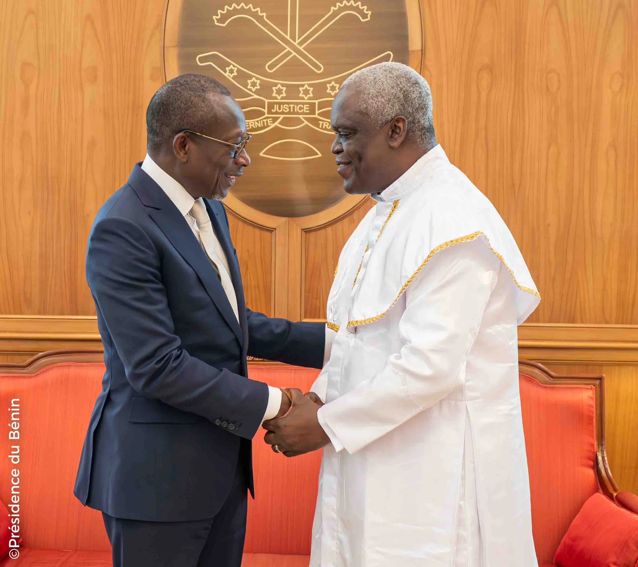 Première rencontre de son excellence Patrice TALON avec les hauts dignitaires de l’ECC