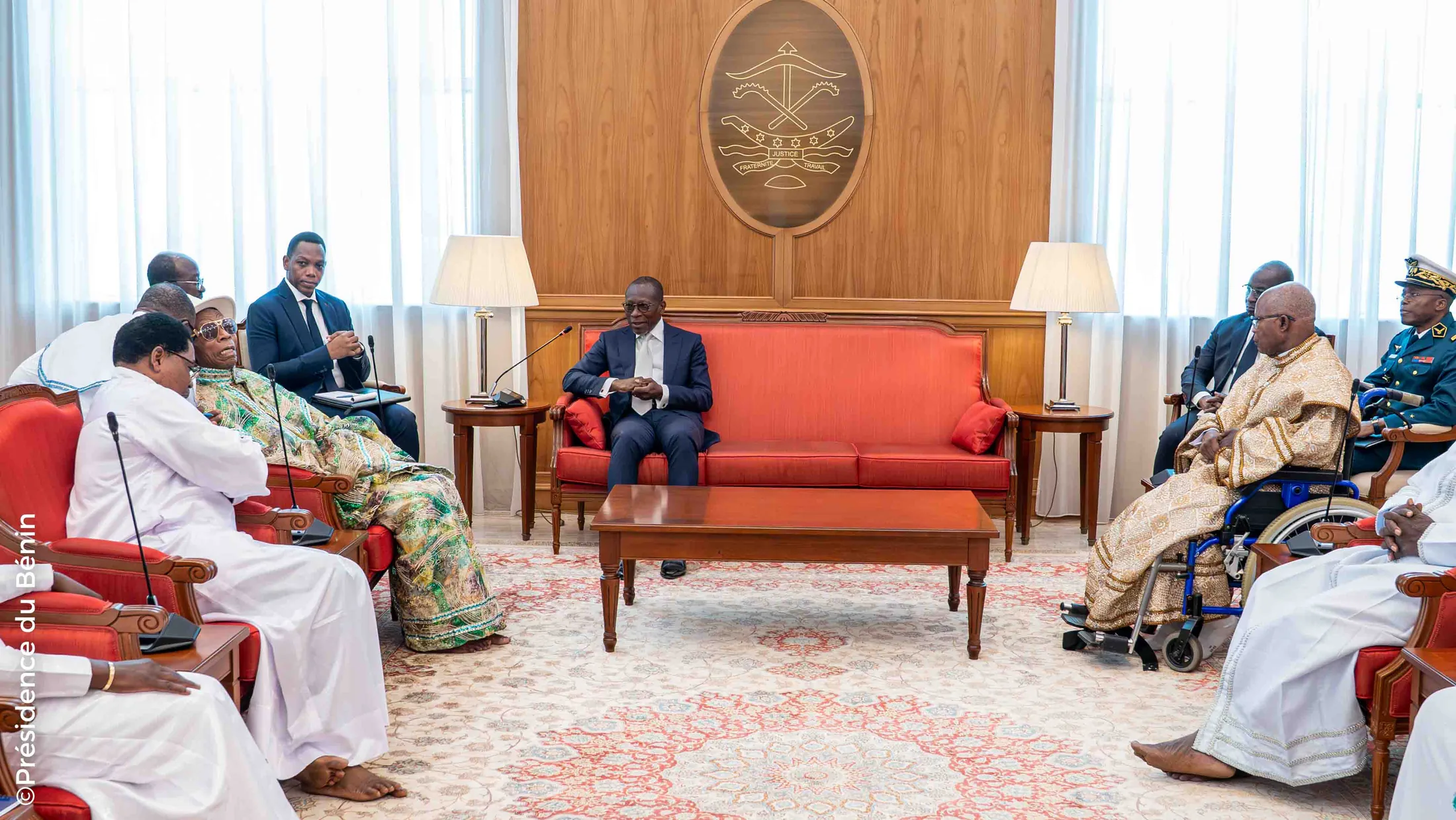 Première rencontre de son excellence Patrice TALON avec les hauts dignitaires de l’ECC
