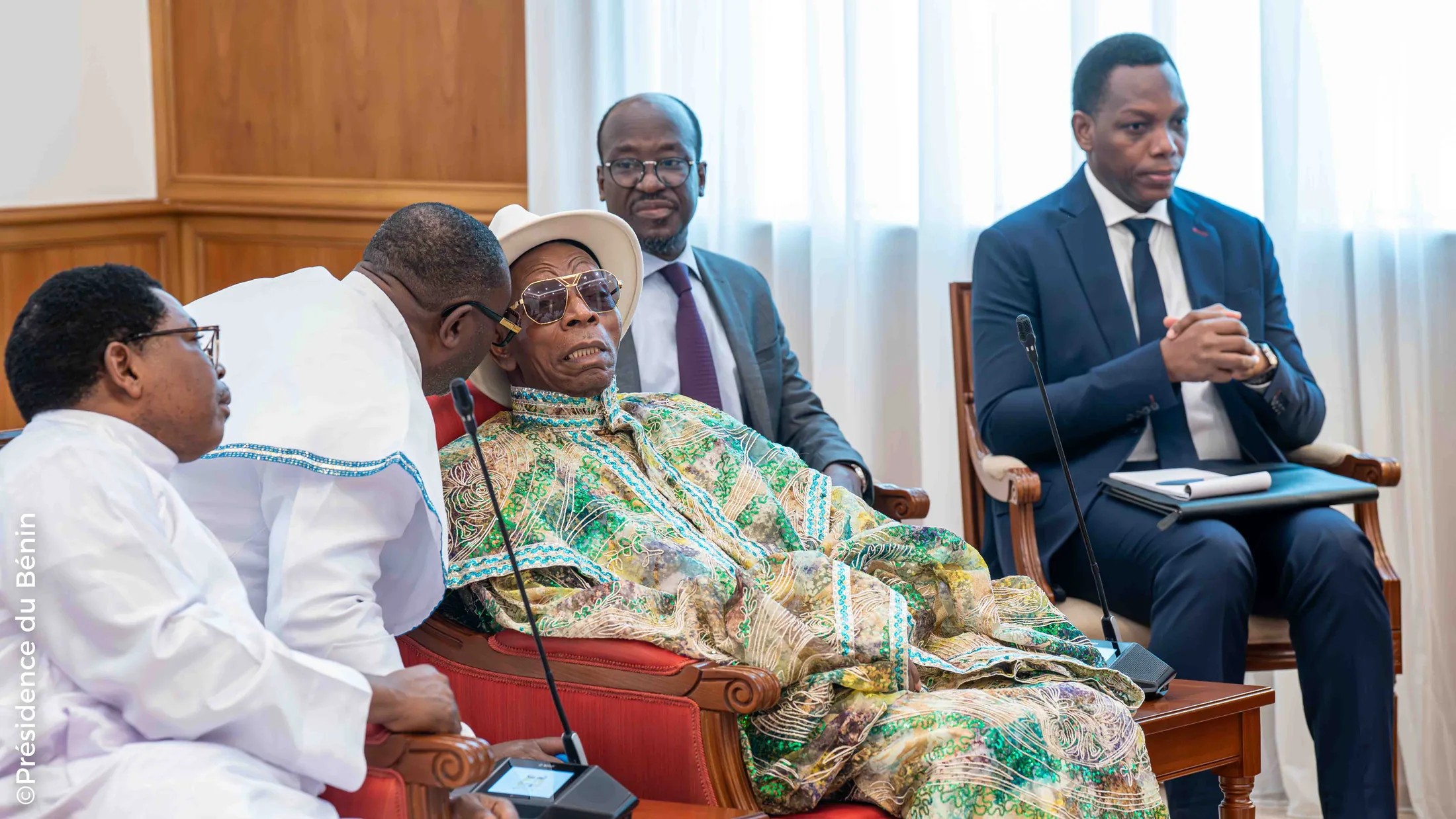 Première rencontre de son excellence Patrice TALON avec les hauts dignitaires de l’ECC
